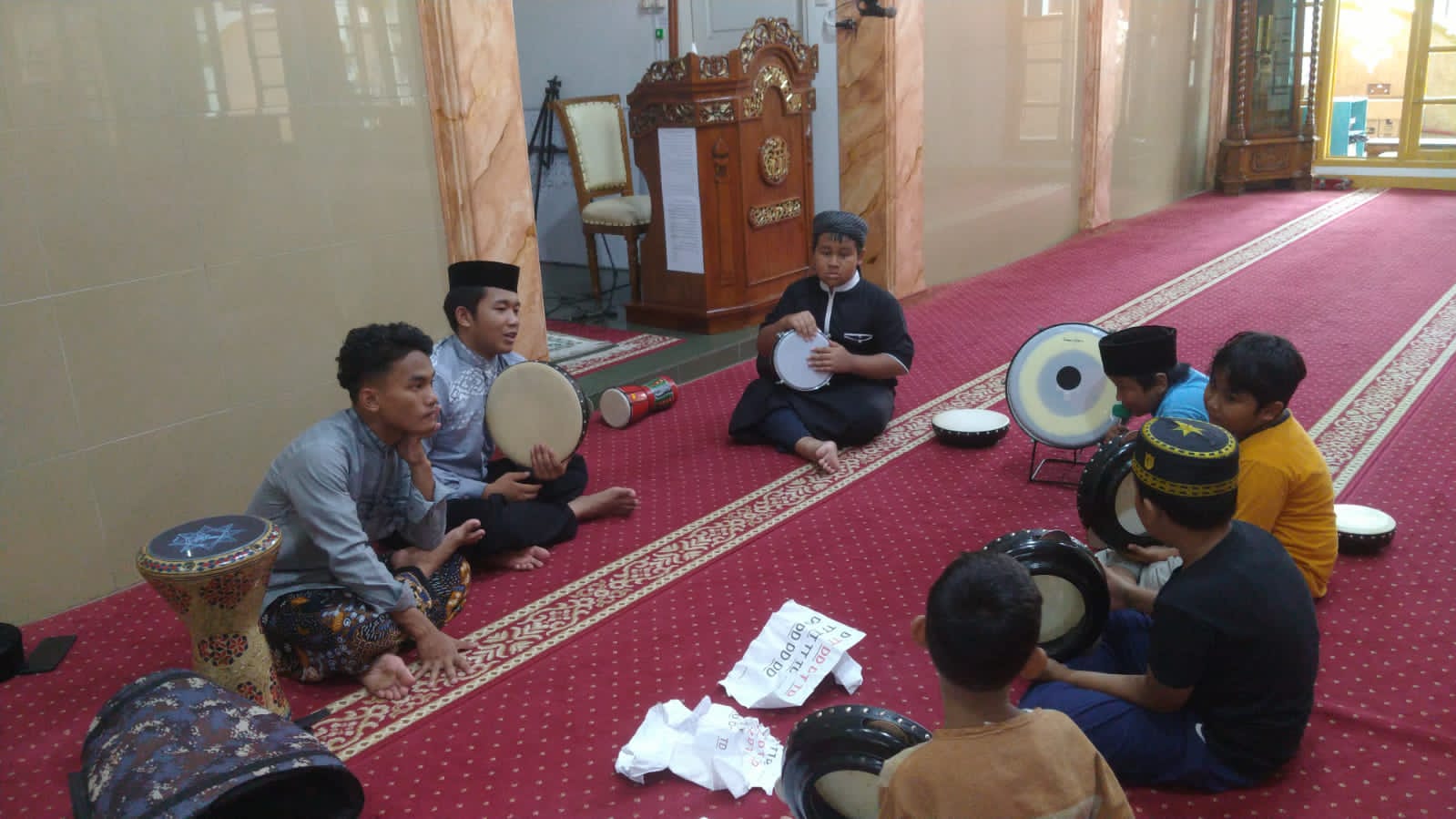 Kaderisasi Seni, Anak-anak Almuhajirin Berlatih Hadroh